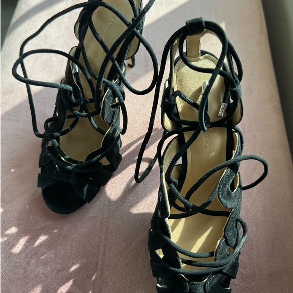 Banana Republic Jenne suede heel - Picture 4 of 7